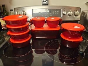 Tupperware Vent N Serve Set 9 Of Dishes w/ Lids Red - Full Hostess Set!